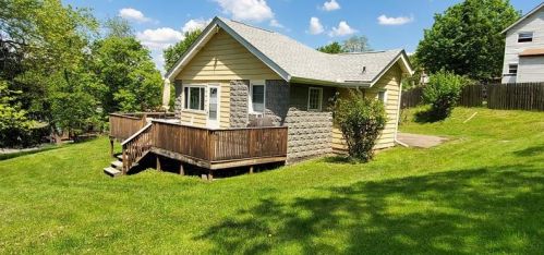 7654 Fitzsimmons St, Verona, PA 15147-1558