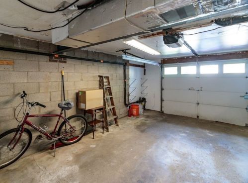 636 Deer Watch Rd, Bridgeville PA  15017-1149 exterior