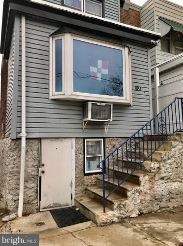 5033 C St, Philadelphia, PA 19120-4004