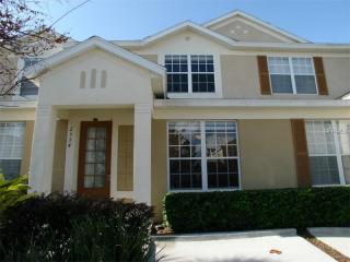 2554 Renshaw St, Kissimmee, FL 34747-2108