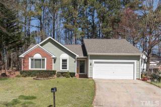 4825 Hedgerow Dr, Raleigh, NC 27616-5522
