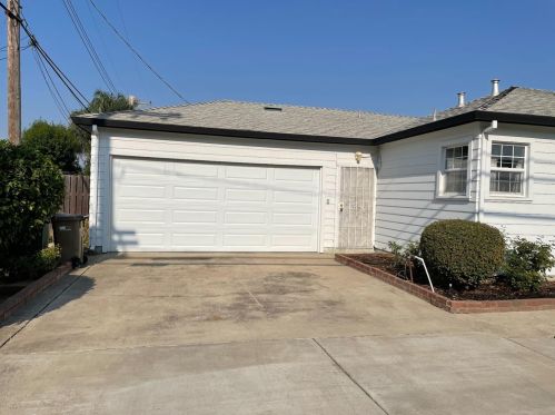 921 Hutchins St, Lodi CA  95240-5242 exterior