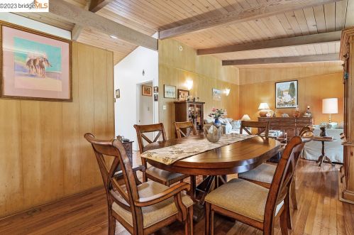 8 Rae Dr, Orinda CA  94563-4360 exterior