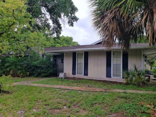 2302 Castlewood Rd, Maitland, FL 32751-3629