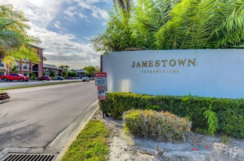 1335 85th Ter, Saint Petersburg, FL 33702-7930
