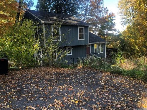130 Continental Rd, Cornwall, NY 12518-2117