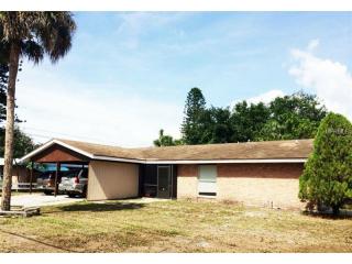 5105 34th St, Bradenton, FL 34210-3216