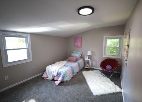 8558 42, Milwaukee WI 53209-1330 exterior