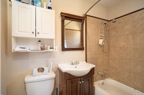 52777 Eisenhower Dr, La Quinta CA  92253-3358 exterior