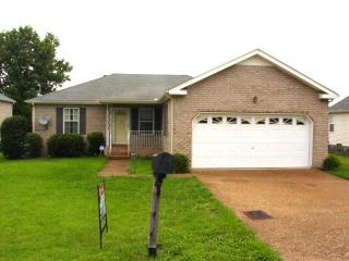 304 Rocky Top Ct, Antioch, TN 37013-5684
