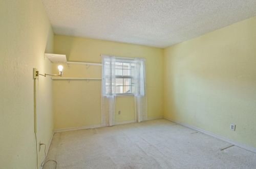 6 Whispering Way, Lodi CA  95242-9563 exterior