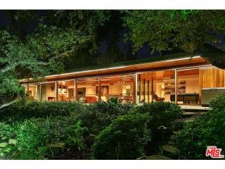 3970 Archdale Rd, Van Nuys, CA 91436-3904