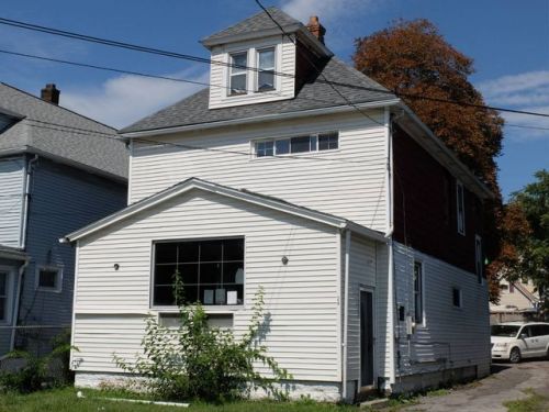 24 Eaton St, Buffalo, NY 14209-1908