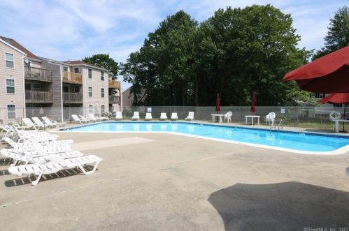 78 Heather Rdg, Huntington, CT 06484-4685