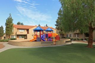 23700 Valle Del Oro, Santa Clarita CA  91321-3167 exterior