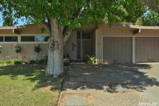 5013 Hemlock St, Sacramento, CA 95841-3013