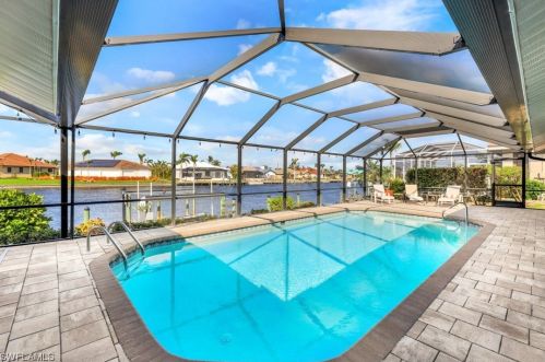 2525 52nd St, Cape Coral, FL 33914-6657