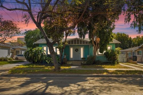 445 Olive St, Orange, CA 92866-1970