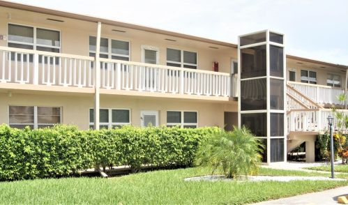 61 Somerset C, West Palm Beach, FL 33417-2112