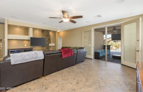 36056 Matthews Dr, San Tan Valley AZ  85143-3549 exterior