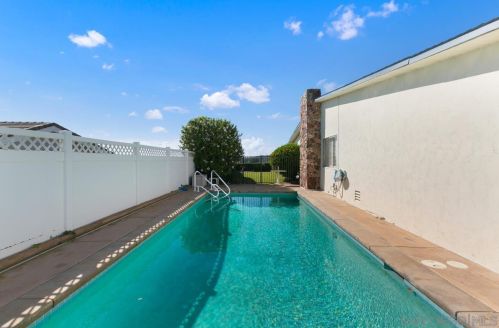 2401 Baja Cerro Cir, San Diego, CA 92109-1542