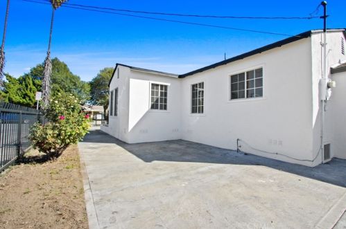 13327 Oleander Ave, Compton CA  90222-2641 exterior