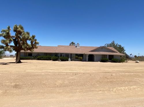 11467 Beaver Ave, Victorville, CA 92392-1519