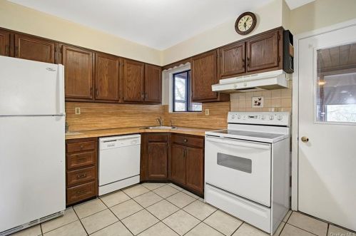 19 Washington Ave, White Plains, NY 10603-2204