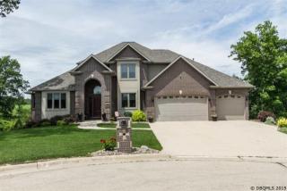 2481 Pinehurst Ct, Dubuque, IA 52002-9311