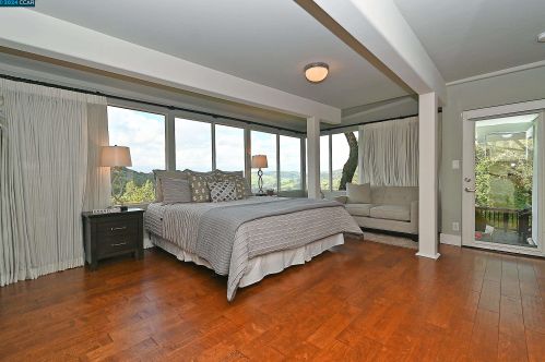 122 El Toyonal, Orinda CA  94563-2133 exterior