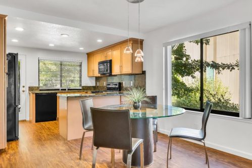 6912 Toluca Ln, Citrus Heights CA  95621-4321 exterior