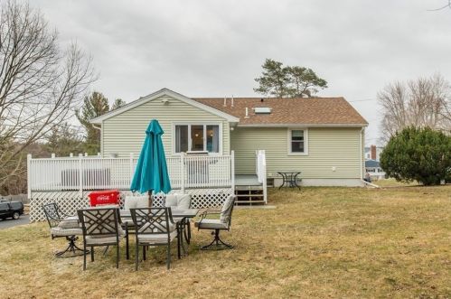 3 Madison Ave, Peabody MA 01960-2121 exterior