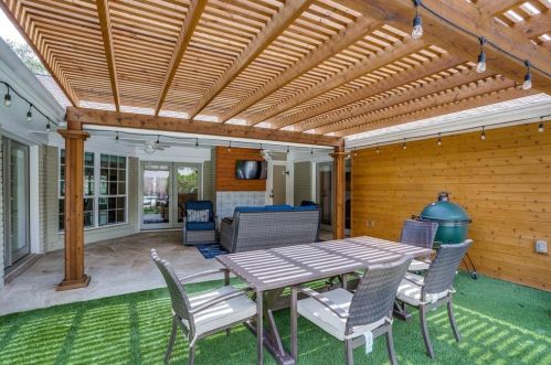 3787 Duchess Trl, Dallas, TX 75229-5220