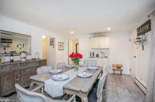 808 Maple Ave, Limerick PA  19468-2987 exterior