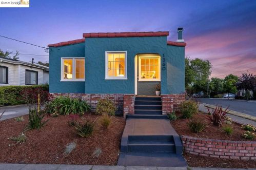 1360 Virginia St, Berkeley CA  94702-1459 exterior