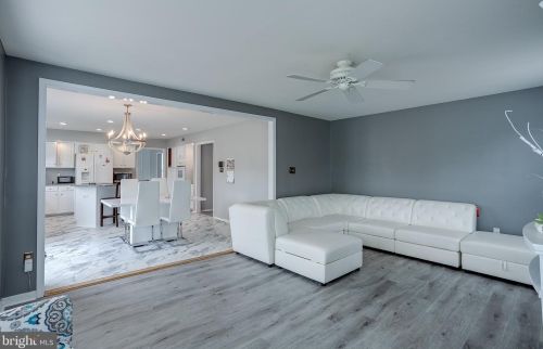 218 Harrogate Dr, Lumberton Township NJ  08048-5050 exterior