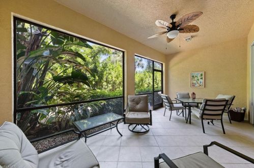 3995 Deer Crossing Ct, Naples FL  34114-6410 exterior