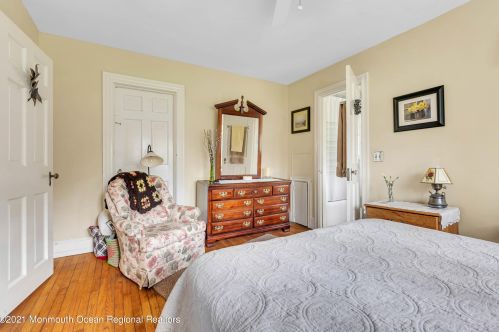 741 Roseld Ave, Tinton Falls NJ  07712-4149 exterior