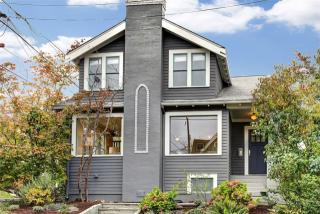 1714 Roy St, Seattle, WA 98112-3937