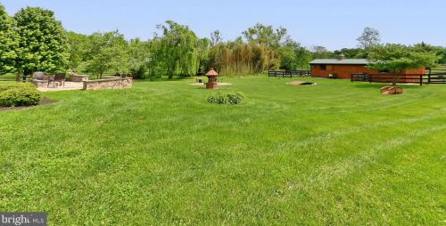 12760 Beebe Ct, Lovettsville VA  20180-2778 exterior