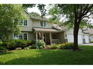 336 Pendryn Hill Curv, Saint Paul, MN 55125-7707