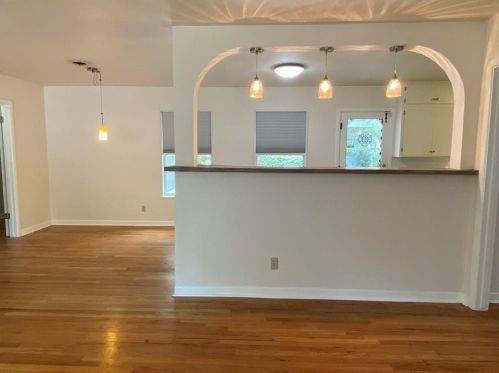 1416 Cloverleaf Dr, Austin TX  78723-2506 exterior