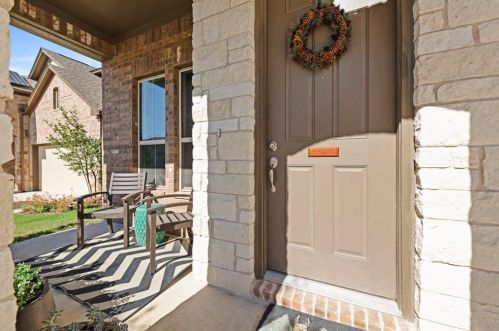 1212 Clearwing Cir, Georgetown TX  78626-7060 exterior