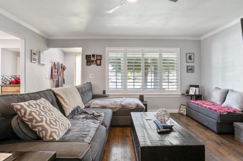 1075 Parkside Ave, Manteca, CA 95336-3420