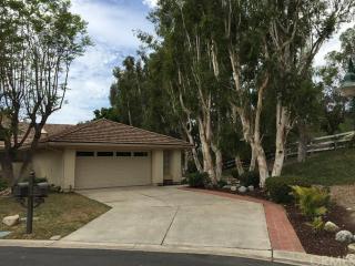 7732 Lakeview Trl, Orange, CA 92869-2446