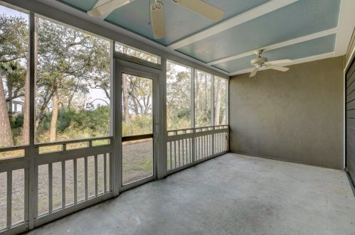 52 Salty Tide Cv, Mount Pleasant SC  29464-7925 exterior