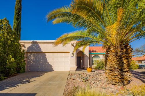 9400 Warbler Pl, Tucson, AZ 85742-9312