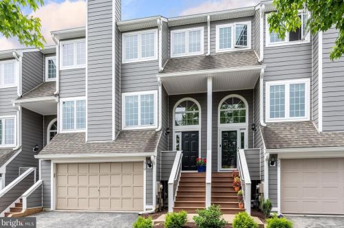 310 Village Ln, Chadds Ford, PA 19317-9397