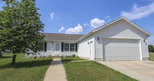 319 Monroe St, Waterloo, IA 50703-4307