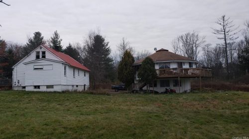 128 Pleasant Valley Rd, South Fallsburg, NY 12779-5636